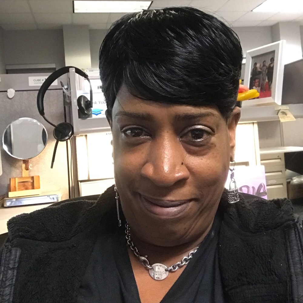 Meet your Posher, Donie